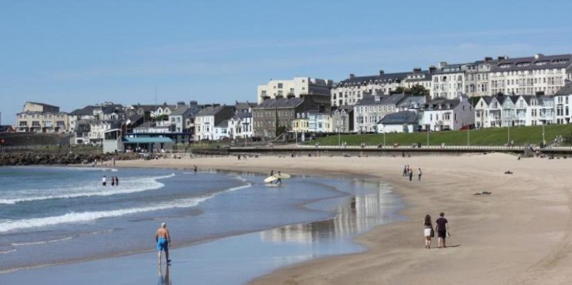 6 Golf Terrace - Portrush By The Sea Apartment Екстериор снимка