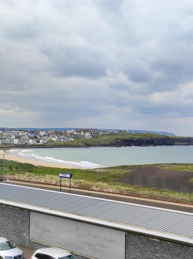 6 Golf Terrace - Portrush By The Sea Apartment Екстериор снимка
